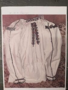 ie veche traditionala autentica Dumbravita Brasov Transilvaniacusuta manual